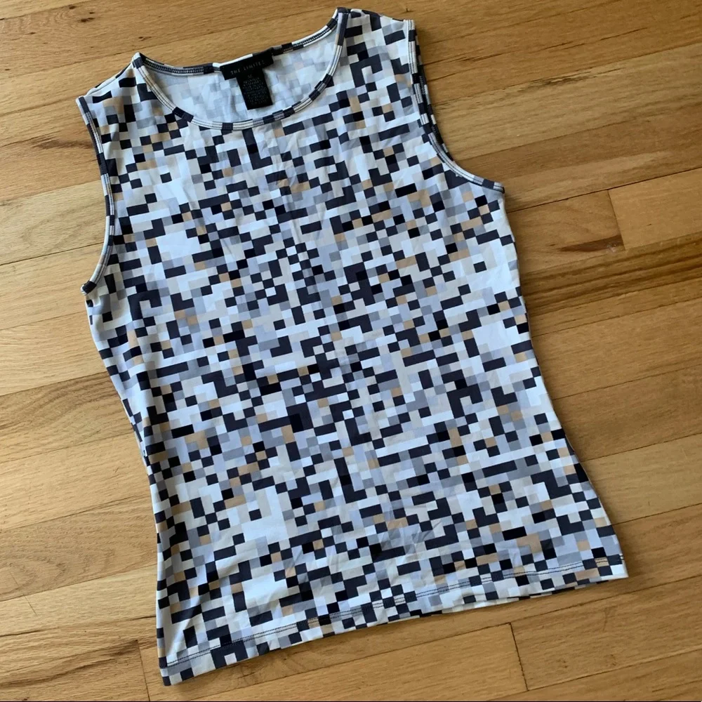 The Limited Sleeveless Fitted Career Top - Large - Picture 2 of 6